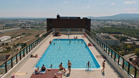 27 Storeys