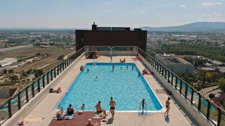 27 Storeys