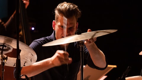 Christian Lillinger bei den Donaueschinger Musiktagen 2019
