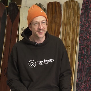 Knut baut Snowboards 