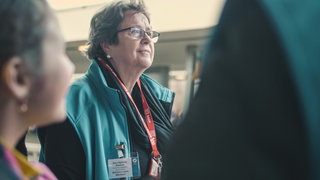 Inge von der Bahnhofsmission Mannheim