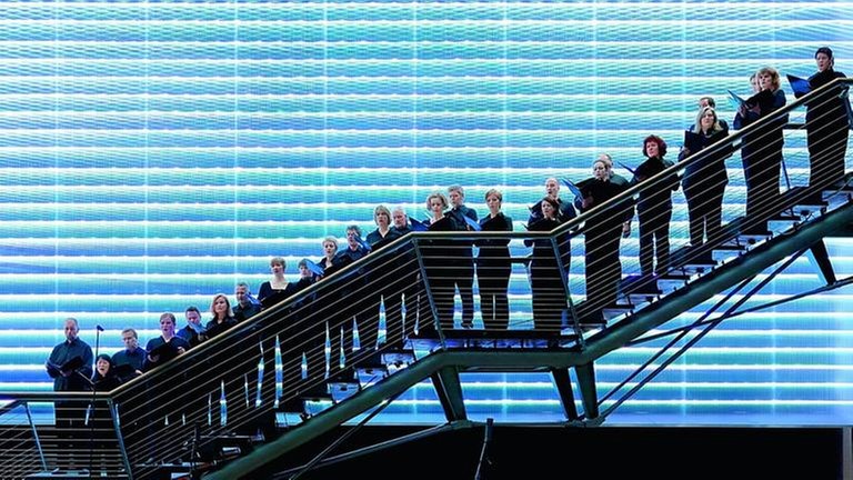 Aufführung vor Lichtkunst