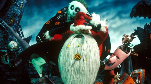 Skelett Jack umklammert Weihnachtsmann 