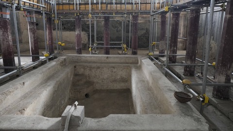 Dieser Pool im entdeckten Luxusbad einer Privatvilla in Pompeji ist so groß, dass 20 bis 30 Menschen darin baden konnten.