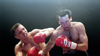 Henry Maske und Graciano Rocchigiani am 27.Mai 1995 in der Westfalen Halle in Dortmund