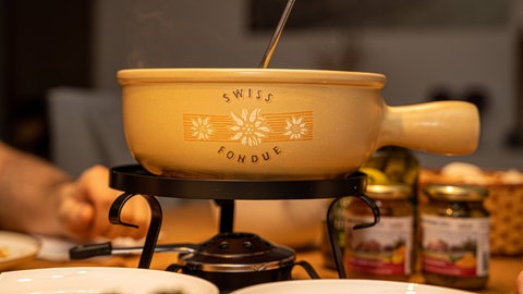 Ein Caquelon für Käsefondue