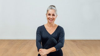 Barbara Decker, Yoga-Lehrerin, Autorin und Best-Ager Model.