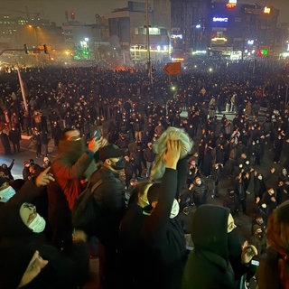Iranische Demonstranten protestieren im Januar 2026 in Teheran. 