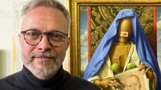 Maler Michael Triegel in seinem Atelier