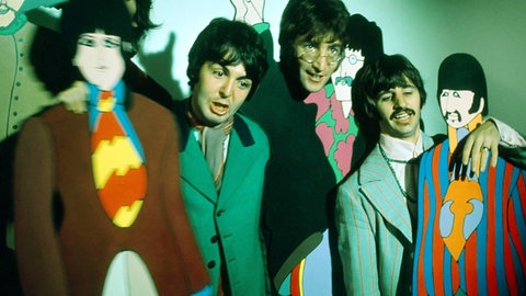 v.l.: George Harrison (hinten), Paul McCartney, John Lennon und Ringo Starr, 1968
