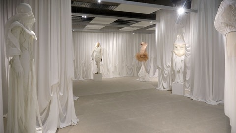Ausstellung von Rebar Aziz: AZIZ: AETHER 