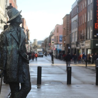 lesenswert Magazin am 24.8.2025 - A statue to James Joyce