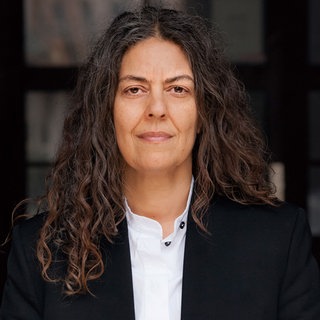 Jina Khayyer 