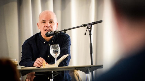 Frank Witzel bei einer Lesung in Oberhausen 2017