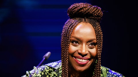 Chimamanda Ngozi Adiche (c) Imago, ZUMA Press Wire, Luka Dakskobler