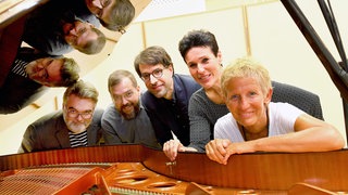 Das musikalische Quintett im SWR Studio