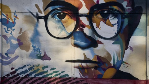 Ein Graffiti von Theodor W. Adorno