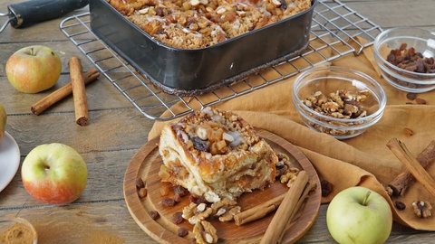 Apfel-Zimtschnecken mit Streuseln