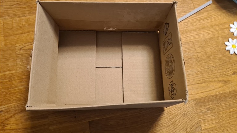 Alternativ können die Seitenteile auch nach innen geklappt werden.