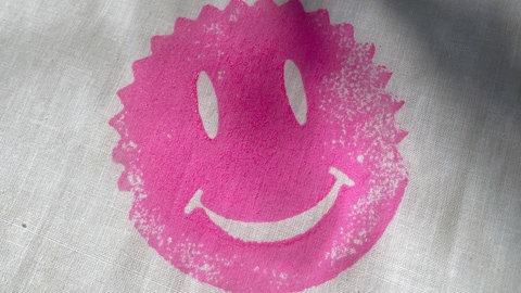 Tischdecke mit Smiley-Motiven