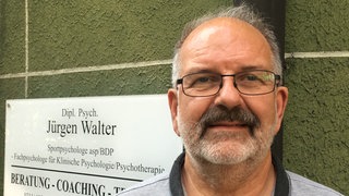 Sportpsychologe Jürgen Walter über die Auswirkungen von Leistungsdruck für Kinder im Sport: "Das Wort verlieren empfehle ich zu streichen!"