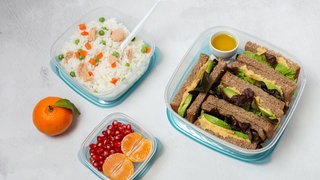 Essen in Behältern