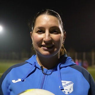 Deniz Teodonno ist Trainerin und Spielerin beim VfB Ginsheim