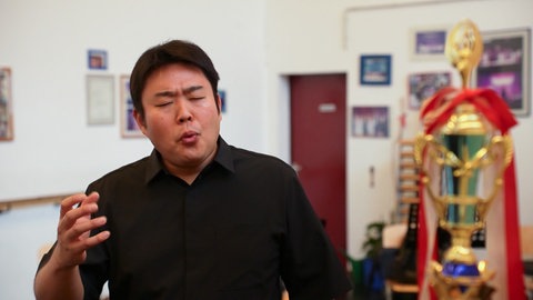 Yusuke Matsumura aus Trier ist Weltmeister im Kunstpfeifen.