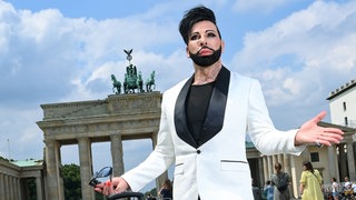 Harald Glööckler verabschiedet sich endgültig von Berlin und zieht in den Landkreis Bad Dürkheim