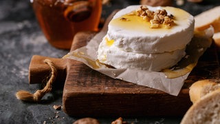 Käse mit Honig