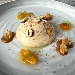 Gefüllte Cookies mit Haselnusscreme und marinierten Kumquats
