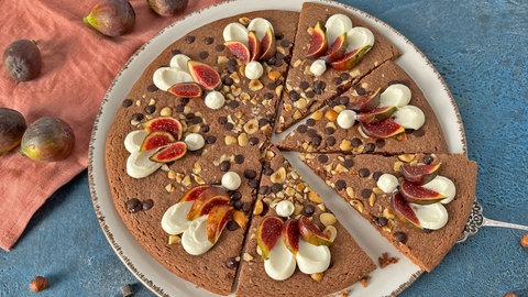 Schokoladen-Cookie-Tarte mit Feigen