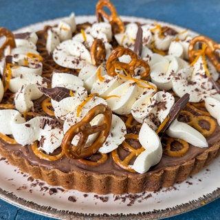 Orangen-Schokoladentarte mit Brezelcrunch