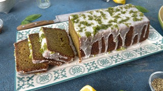 Zitronenkuchen mit Basilikum