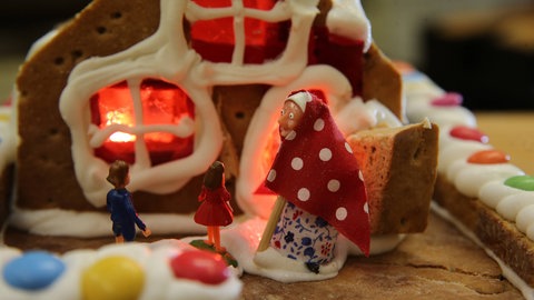 Lebkuchenhaus mit Beleuchtung