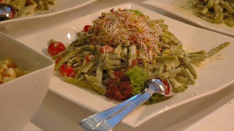 Sprossen im Salat