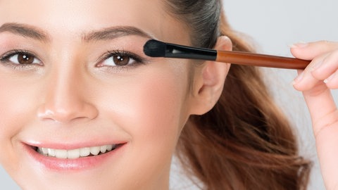 Make-up mit hellen Tönen