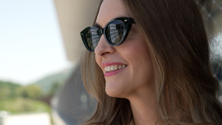 Cat-Eye-Sonnenbrille in Schwarz