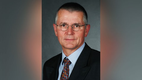Dr. Georg Eckler, öffentlich bestellter und vereidigter Sachverständiger für Schädlingsbekämpfung | So bekämpft ihr Ratten in Haus und Garten