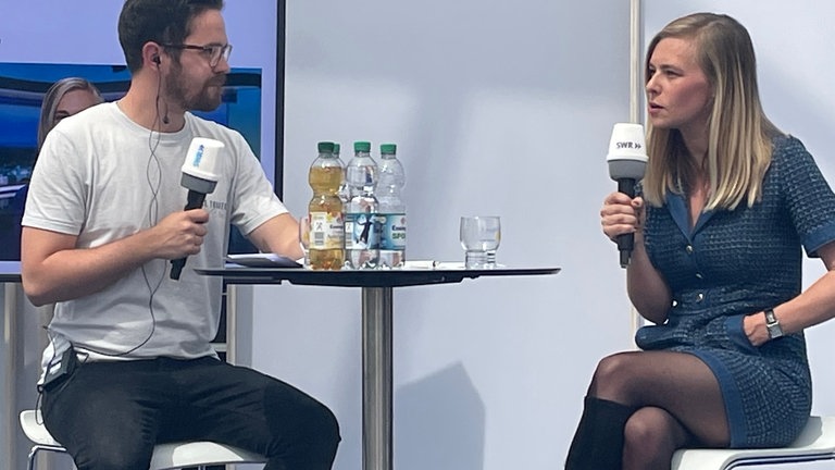 SWR-Moderatorin Cecilia Knodt vom Politmagazin "Zur Sache Baden-Württemberg" - sie sei ein "Adrenalinjunkie", sagte die 32-Jährige