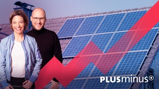 Aktuell lohnt sich eine Solaranlage auf dem Dach doppelt: Man produziert günstig Strom und bekommt eine garantierte Einspeisevergütung. Diese Förderung will die Bundesregierung aber streichen. Sollte man deshalb jetzt noch schnell in Solar investieren?