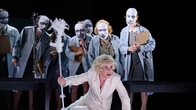 Uraufführung "Adam und Eva" bei den Schwetzinger SWR Festspielen