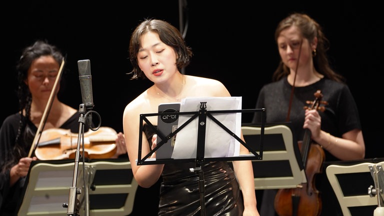 Sopranistin Jiayu Jin beim Konzert „Die Frau an seiner Seite – Eurydike“ am 8. Mai 2026 im Schlosstheater Schwetzingen