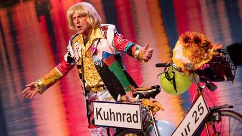Bubi Kreuz als Dieter Thomas Kuhn bei der Konstanzer Fasnacht 2025