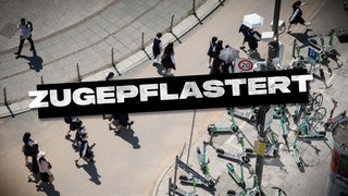 Key Visual der ARD-Story "Zugepflastert", darunter die Stadt frankfurt von oben