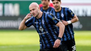 Felix Lohkemper hat Waldhof Mannheim mit einem Hattrick zum Sieg gegen Havelse geschossen.