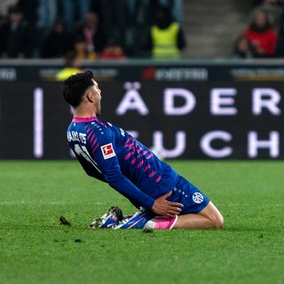Mit seinem verwandelten Elfmeter hat Nadiem Amiri Mainz 05 in Gladbach einen Punkt gesichert (1:1).