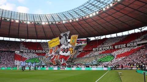 Choreographie der Fans des VfB Stuttgart beim Pokalfinale 2025