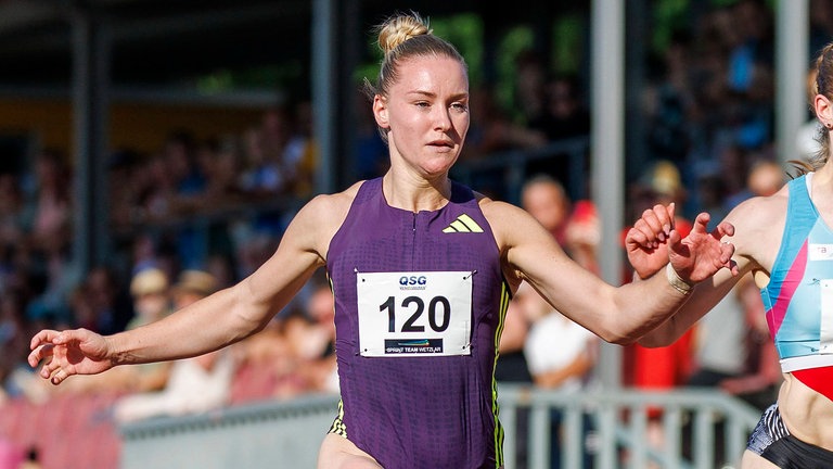 Sophia Junk beim Zieleinlauf