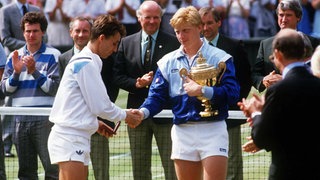Ivan Lendl gratuliert Boris Becker 1986